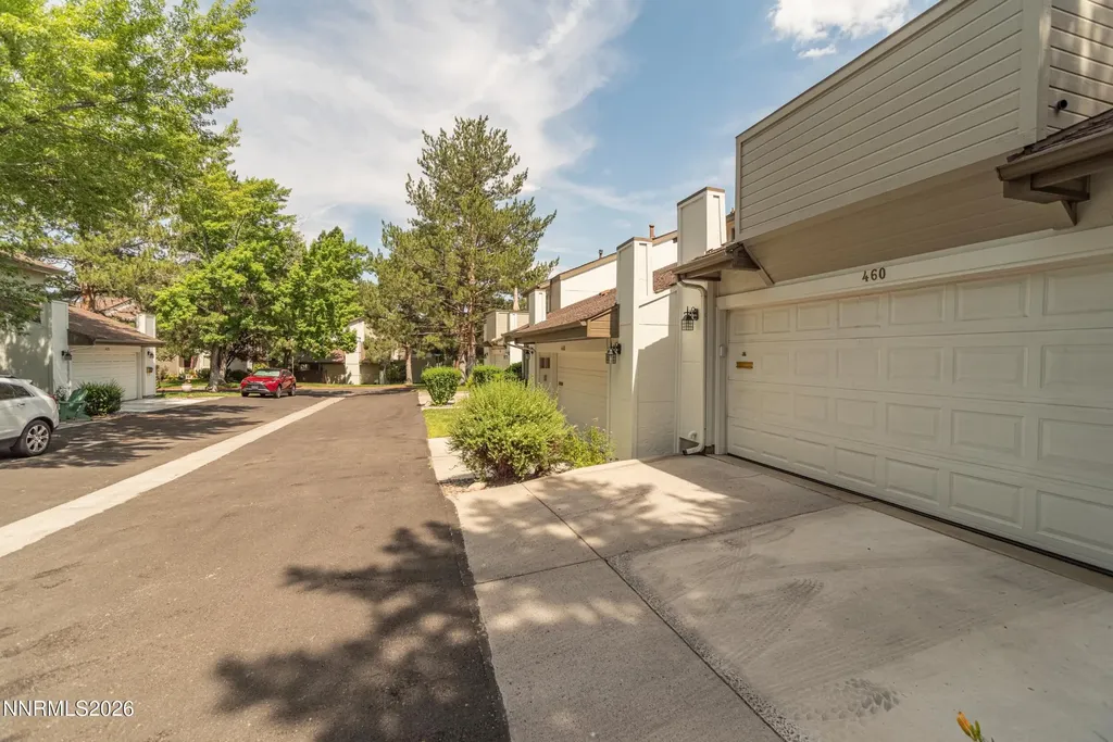 460 Shady Lane Reno NV 89509