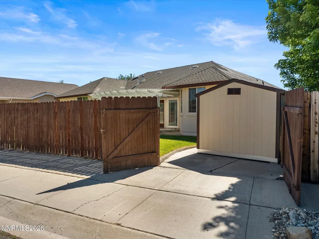 1742 Empire Ranch Carson City NV 89701