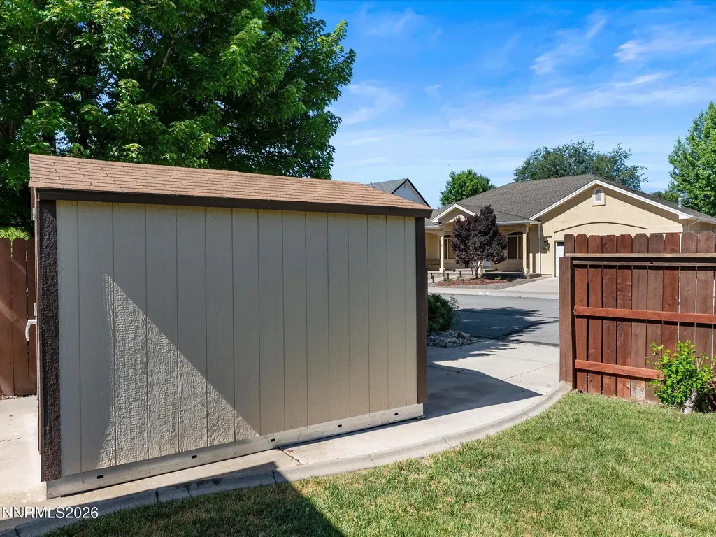 1742 Empire Ranch Carson City NV 89701