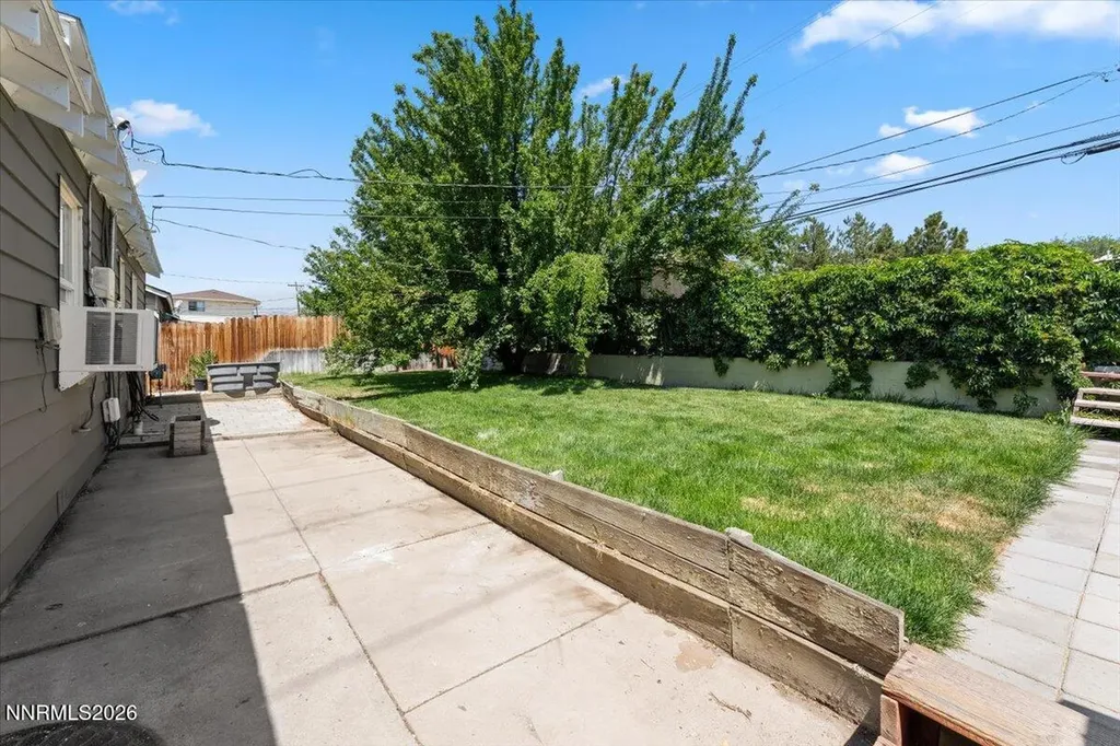 815 Maddux Reno NV 89512