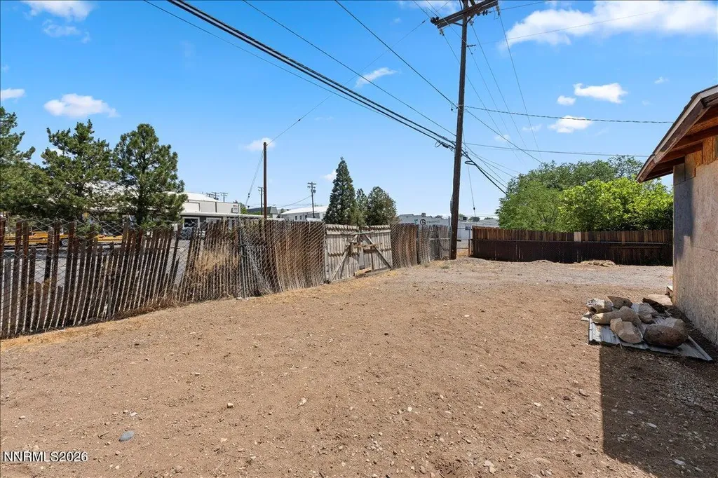 815 Maddux Reno NV 89512