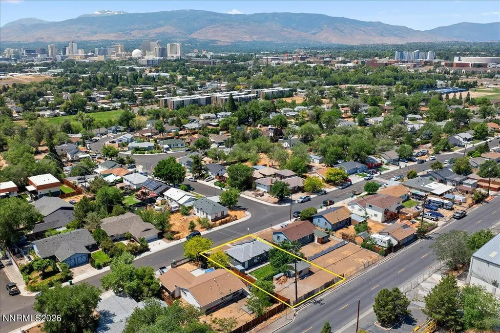 815 Maddux Reno NV 89512