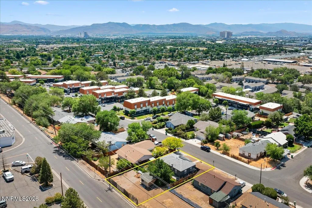 815 Maddux Reno NV 89512