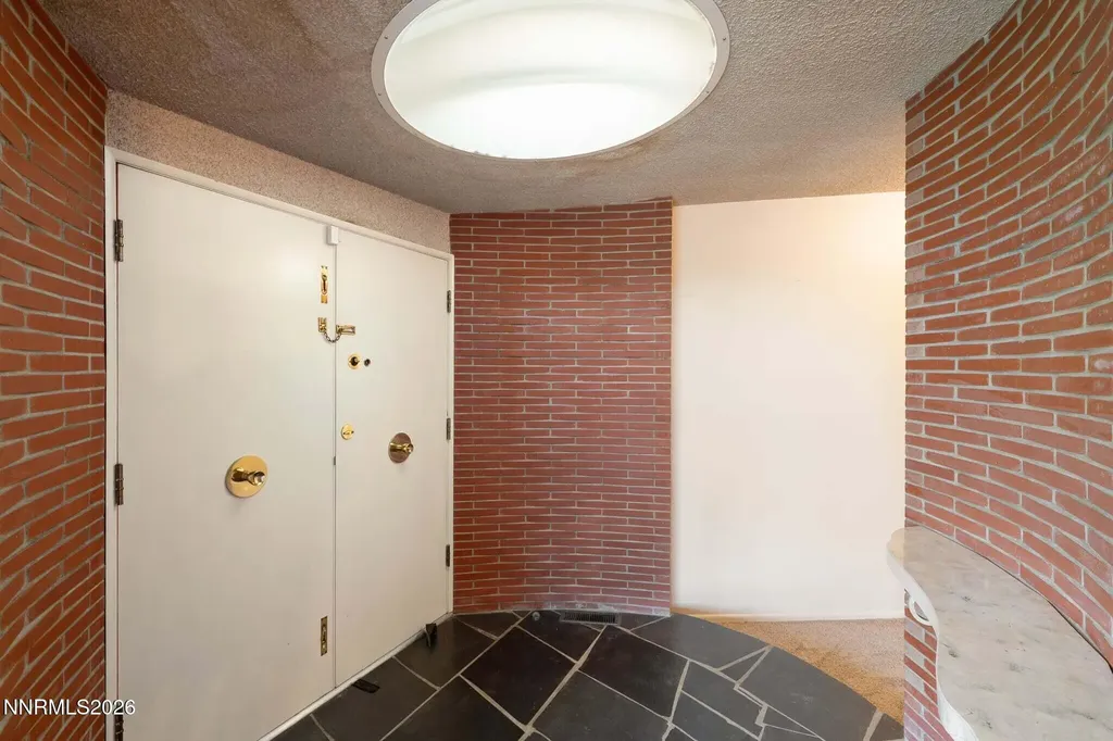 7777 Lakeside Reno NV 89511
