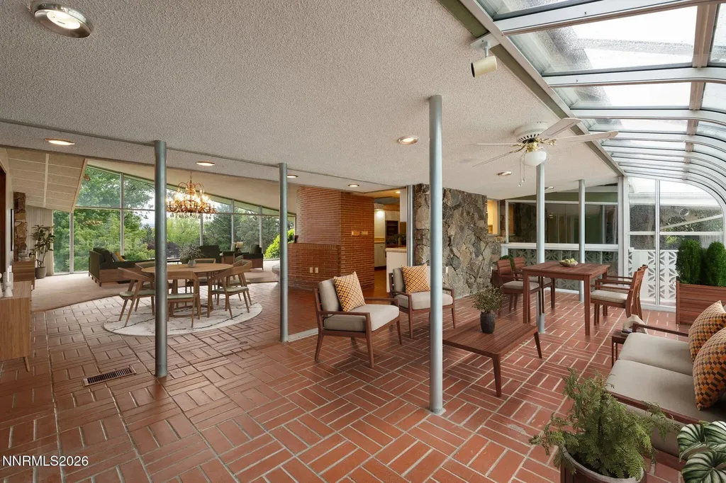 7777 Lakeside Reno NV 89511