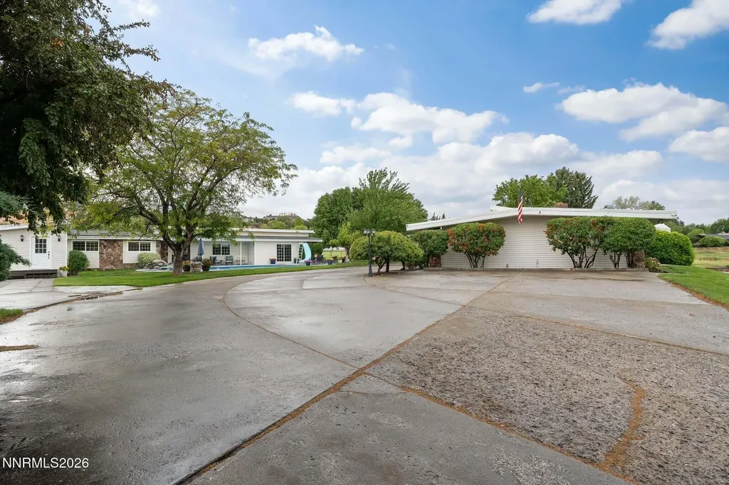 7777 Lakeside Reno NV 89511