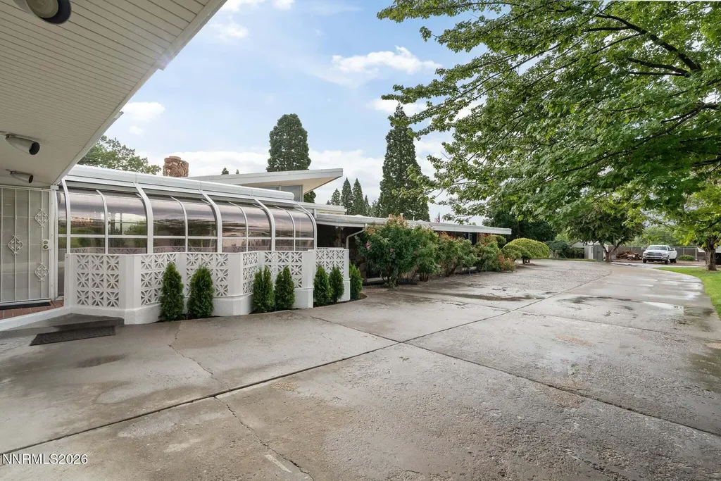 7777 Lakeside Reno NV 89511