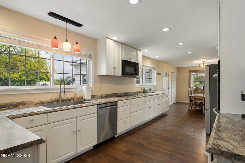 7777 Lakeside Reno NV 89511