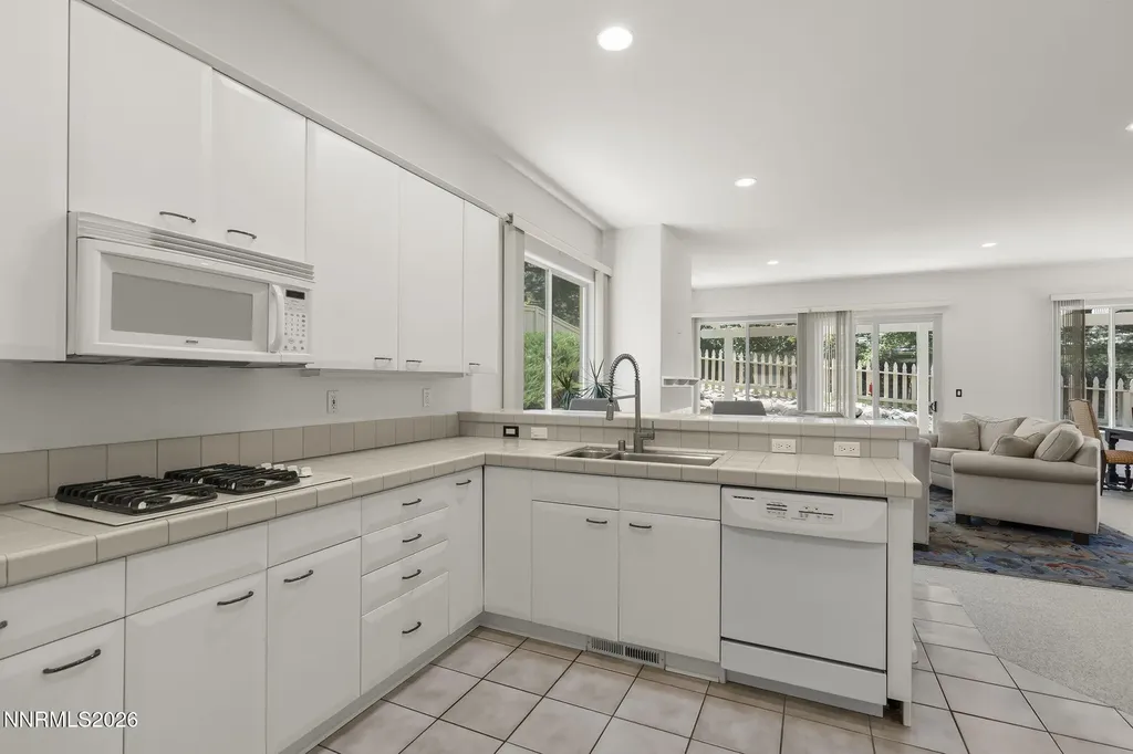 1705 Hunter Creek Reno NV 89519