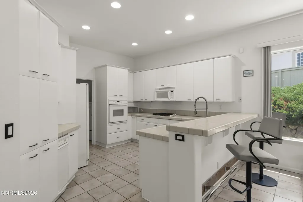 1705 Hunter Creek Reno NV 89519