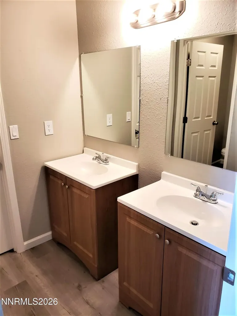 2445 Marjay Reno NV 89512