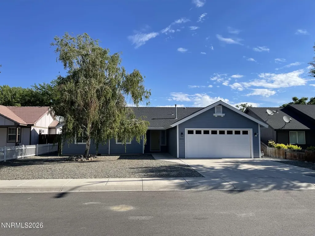 1012 Rose Bud Yerington NV 89447