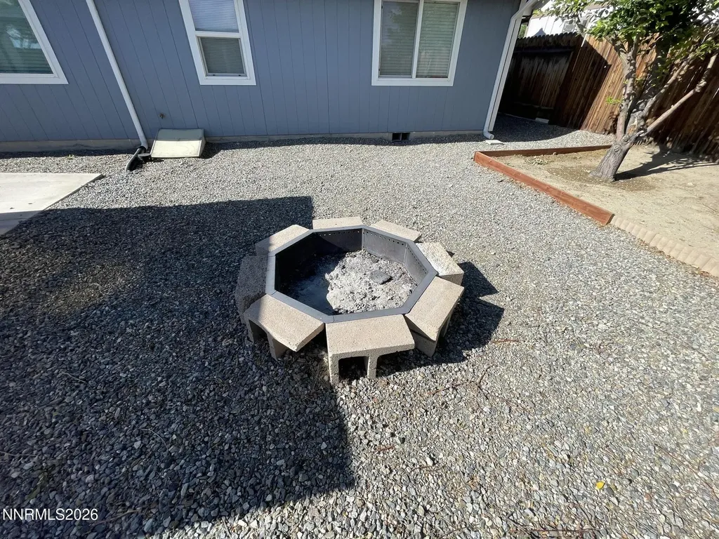 1012 Rose Bud Yerington NV 89447
