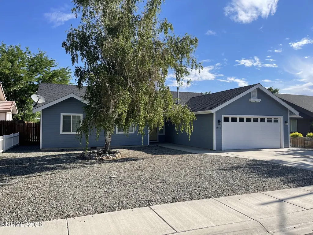 1012 Rose Bud Yerington NV 89447