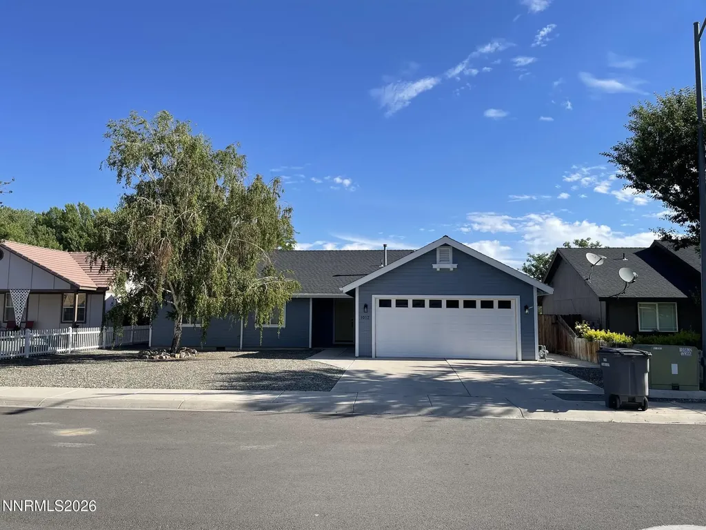 1012 Rose Bud Yerington NV 89447