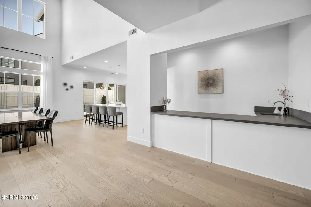 5445 Side Saddle Reno NV 89511