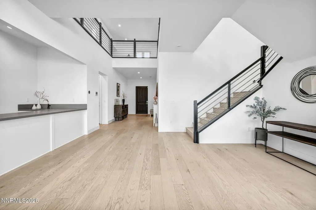 5445 Side Saddle Reno NV 89511