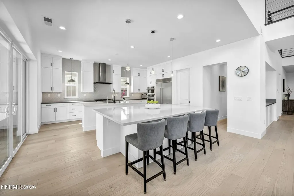 5445 Side Saddle Reno NV 89511