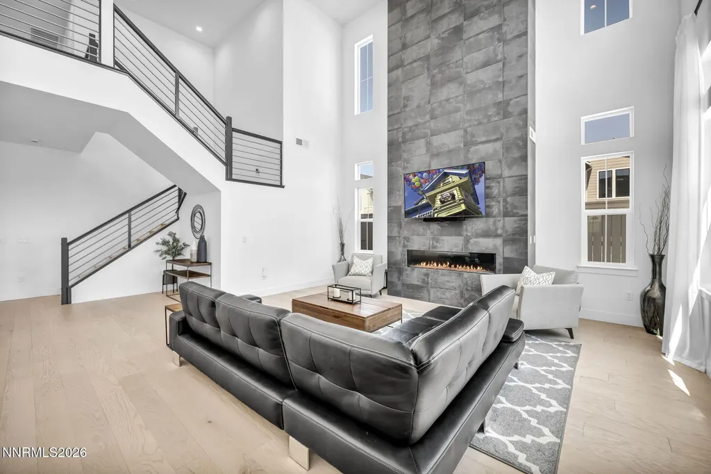 5445 Side Saddle Reno NV 89511
