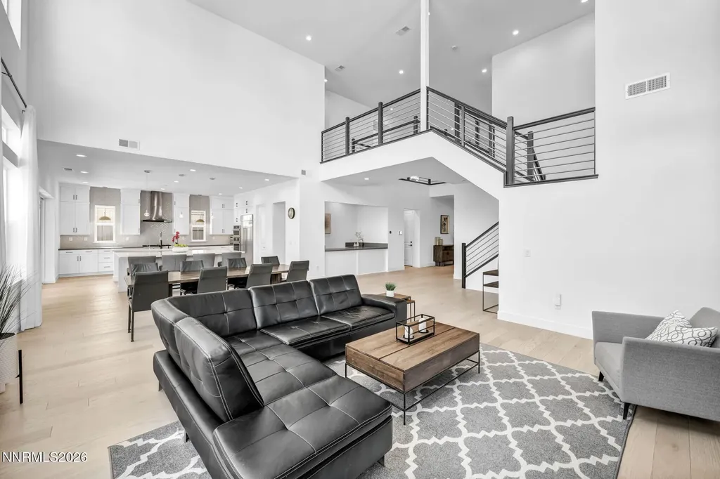 5445 Side Saddle Reno NV 89511