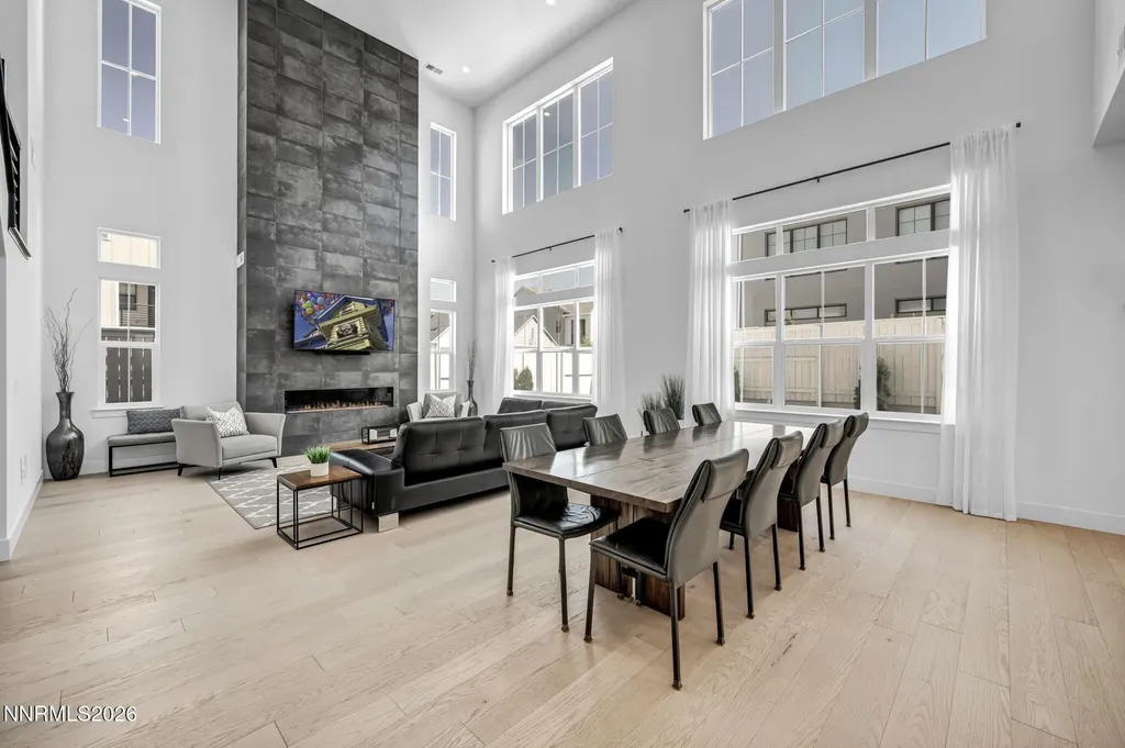 5445 Side Saddle Reno NV 89511