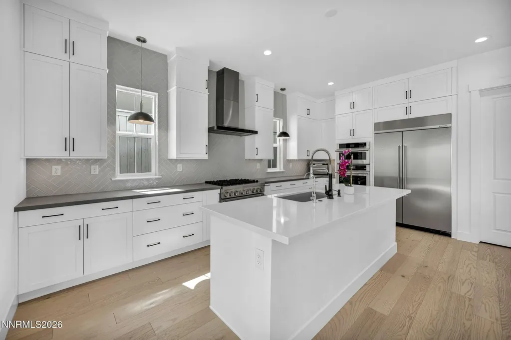5445 Side Saddle Reno NV 89511