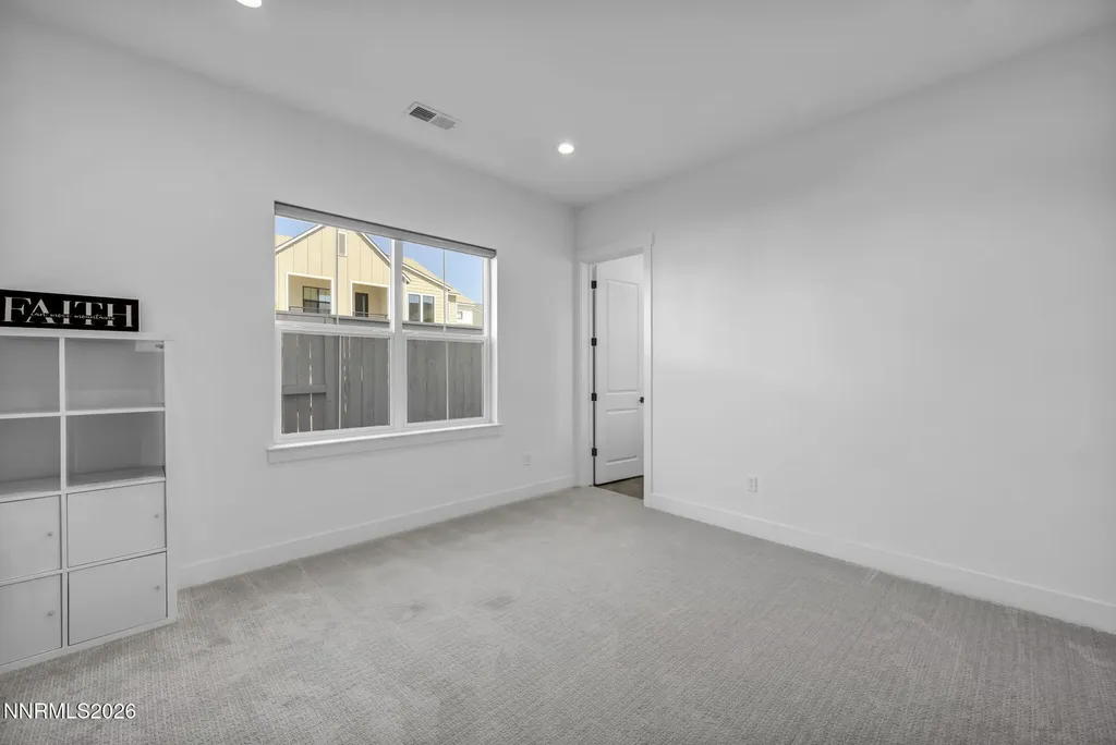 5445 Side Saddle Reno NV 89511