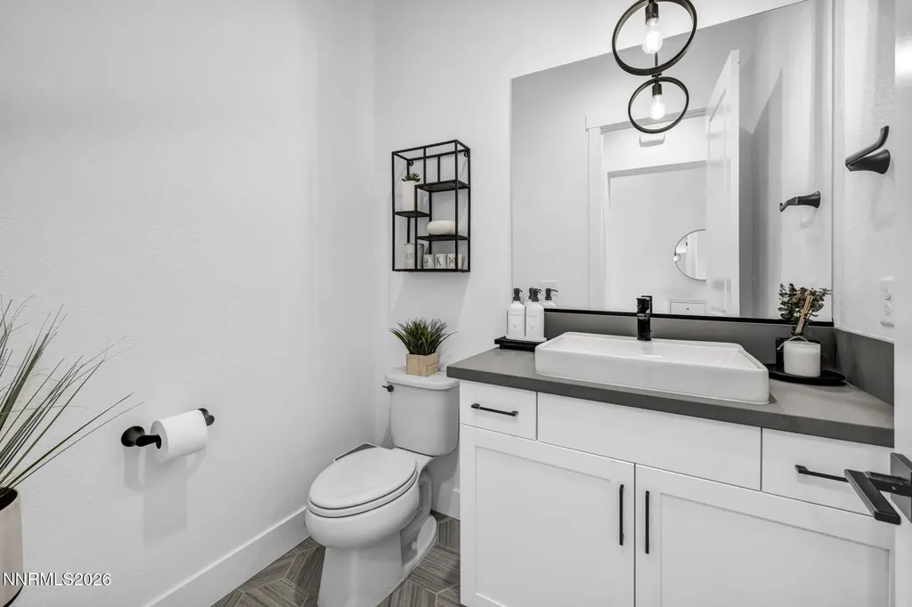 5445 Side Saddle Reno NV 89511