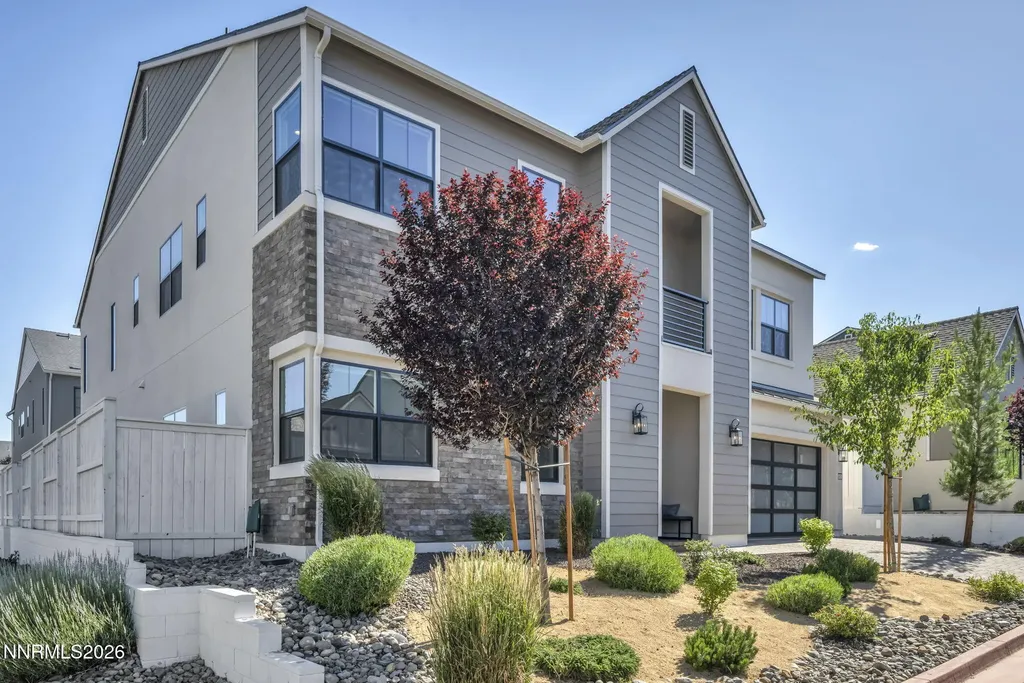 5445 Side Saddle Reno NV 89511