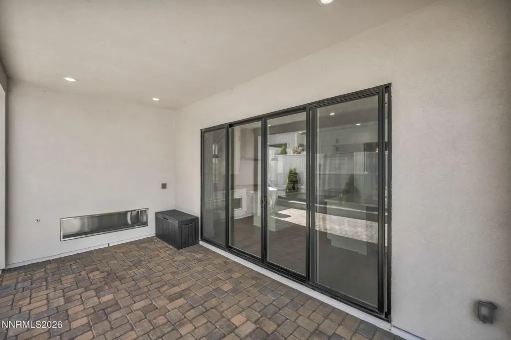 5445 Side Saddle Reno NV 89511