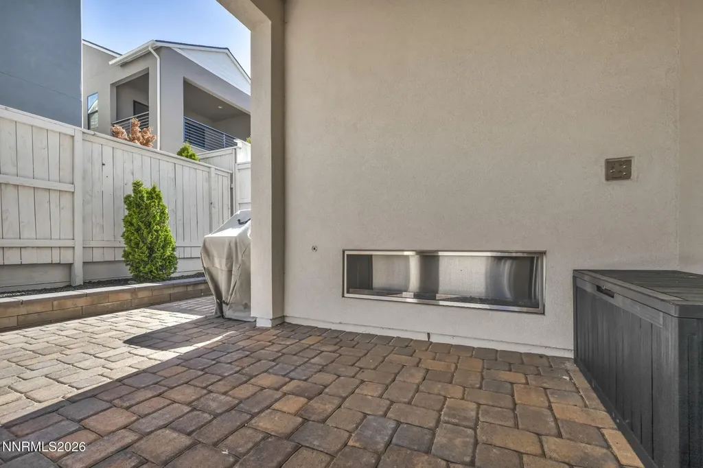 5445 Side Saddle Reno NV 89511