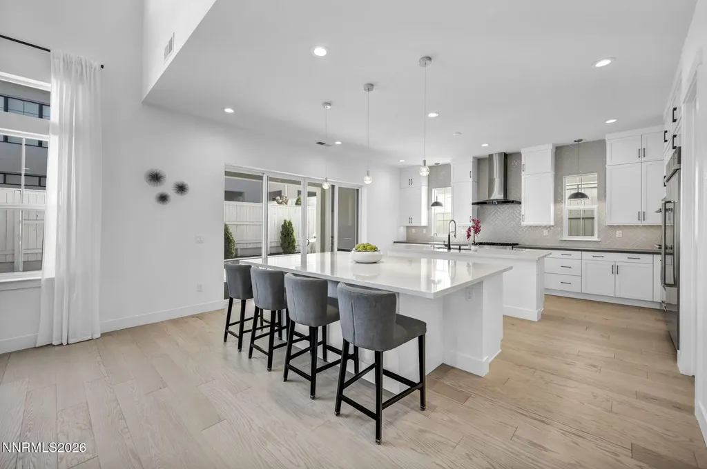 5445 Side Saddle Reno NV 89511