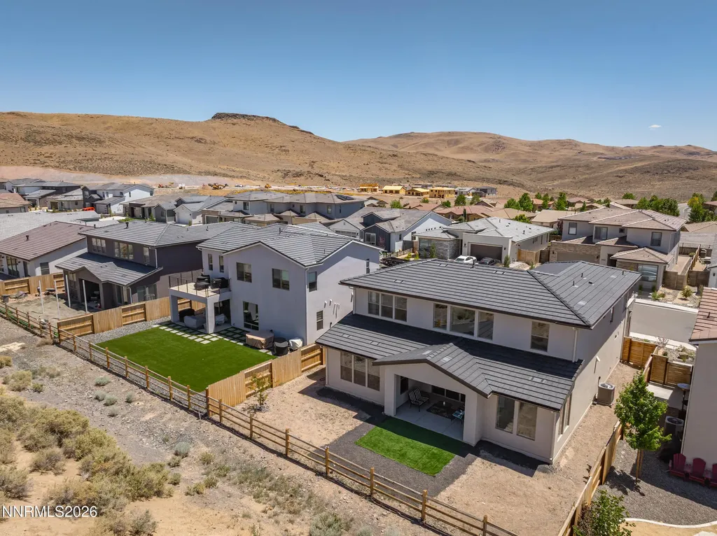 2926 Earthstone Sparks NV 89436