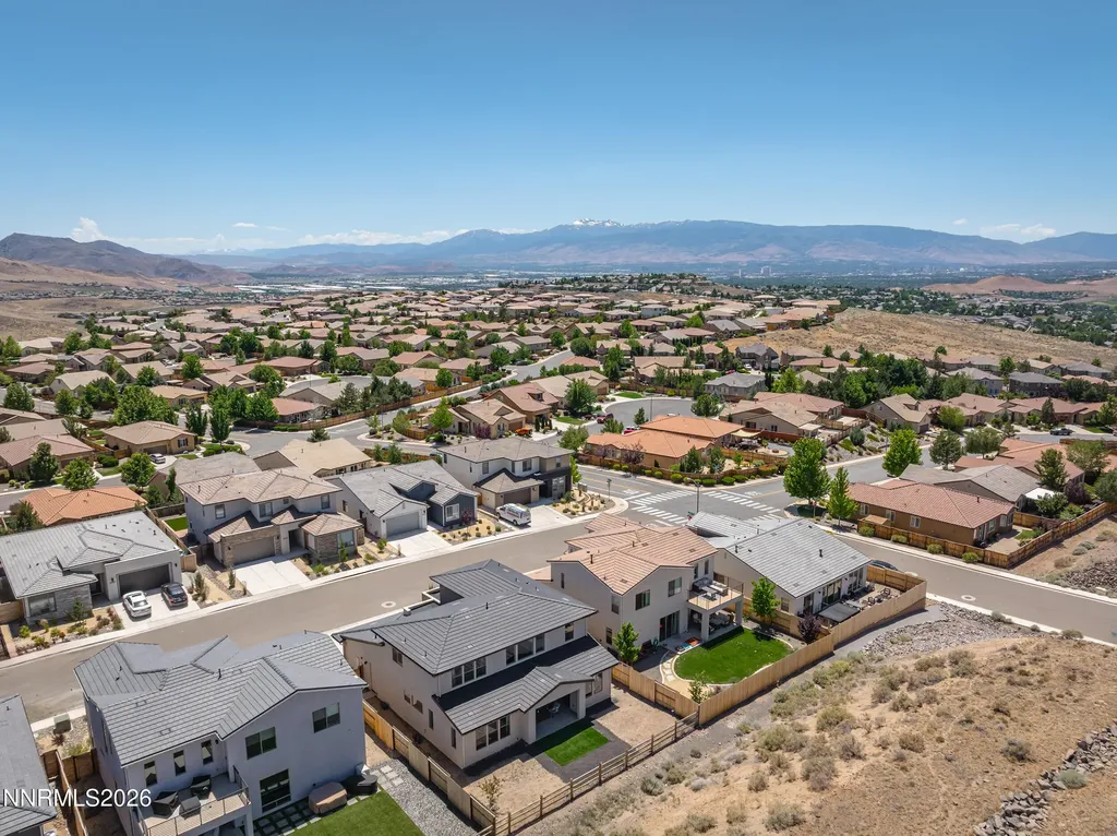 2926 Earthstone Sparks NV 89436