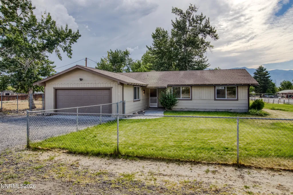 802 Lyell Gardnerville NV 89460