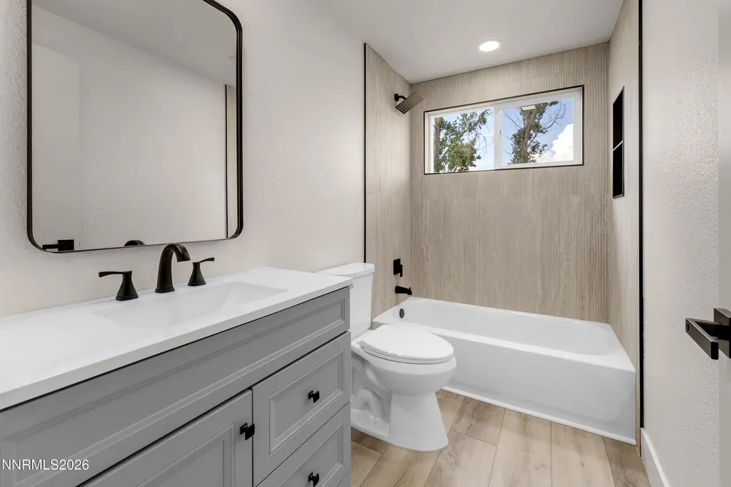 802 Lyell Gardnerville NV 89460