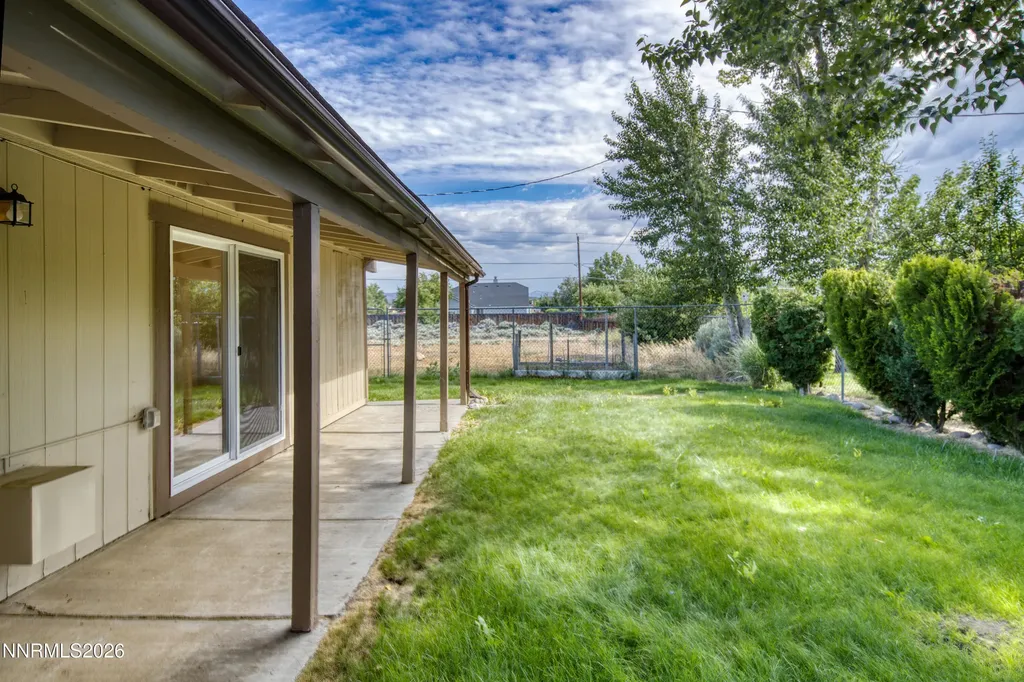 802 Lyell Gardnerville NV 89460