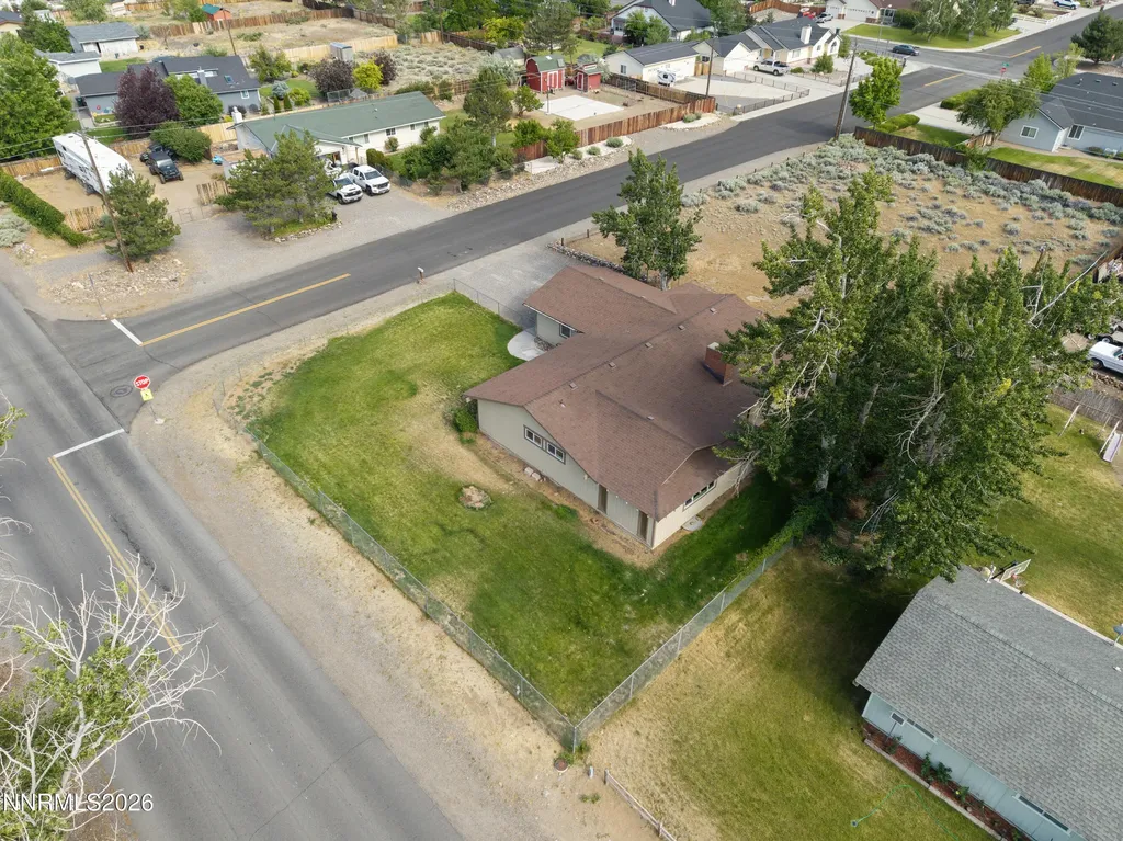 802 Lyell Gardnerville NV 89460