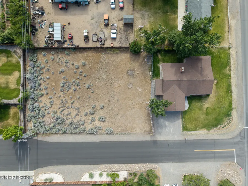 802 Lyell Gardnerville NV 89460