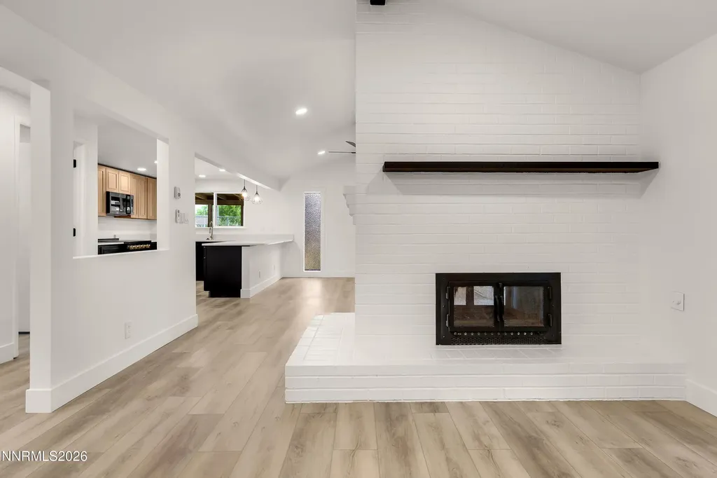 802 Lyell Gardnerville NV 89460