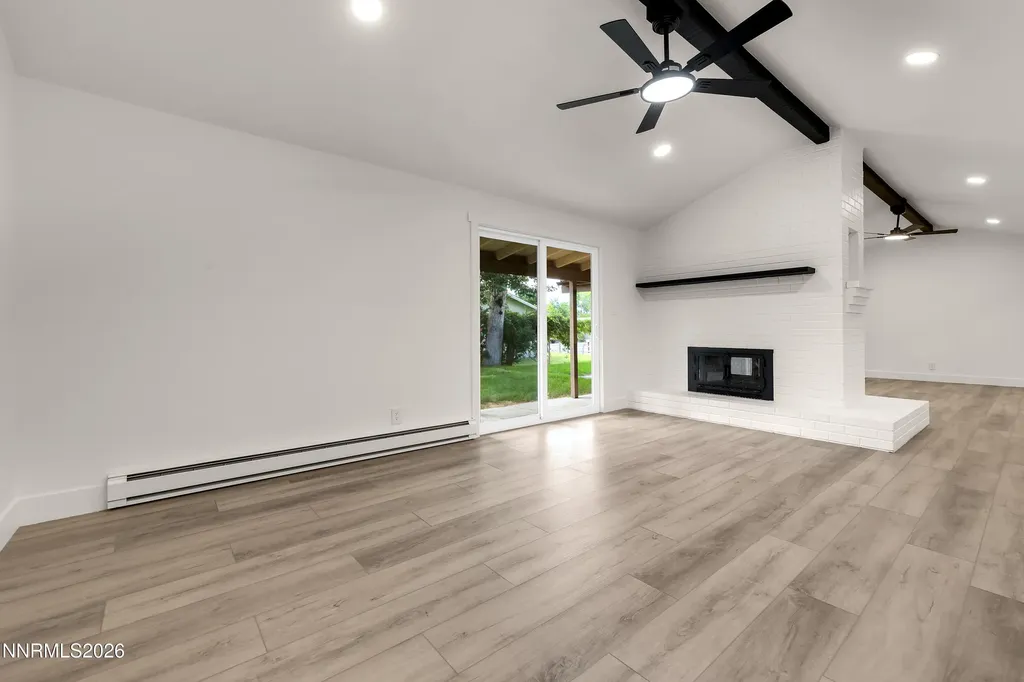 802 Lyell Gardnerville NV 89460