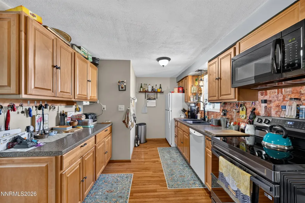185 Surge Reno NV 89506