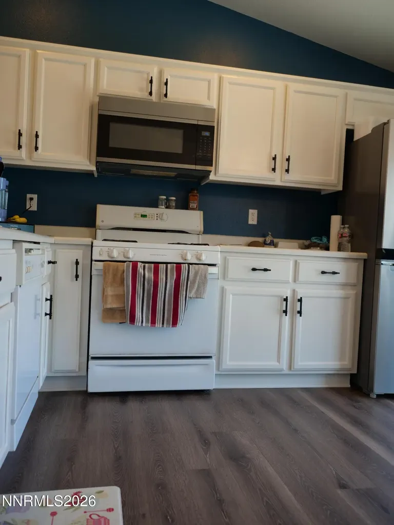 604 Jennys Fernley NV 89408