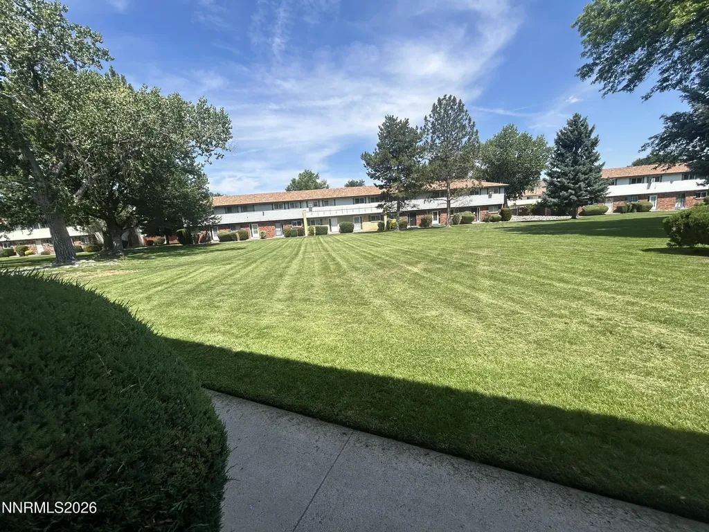 396 Smithridge Reno NV 89502