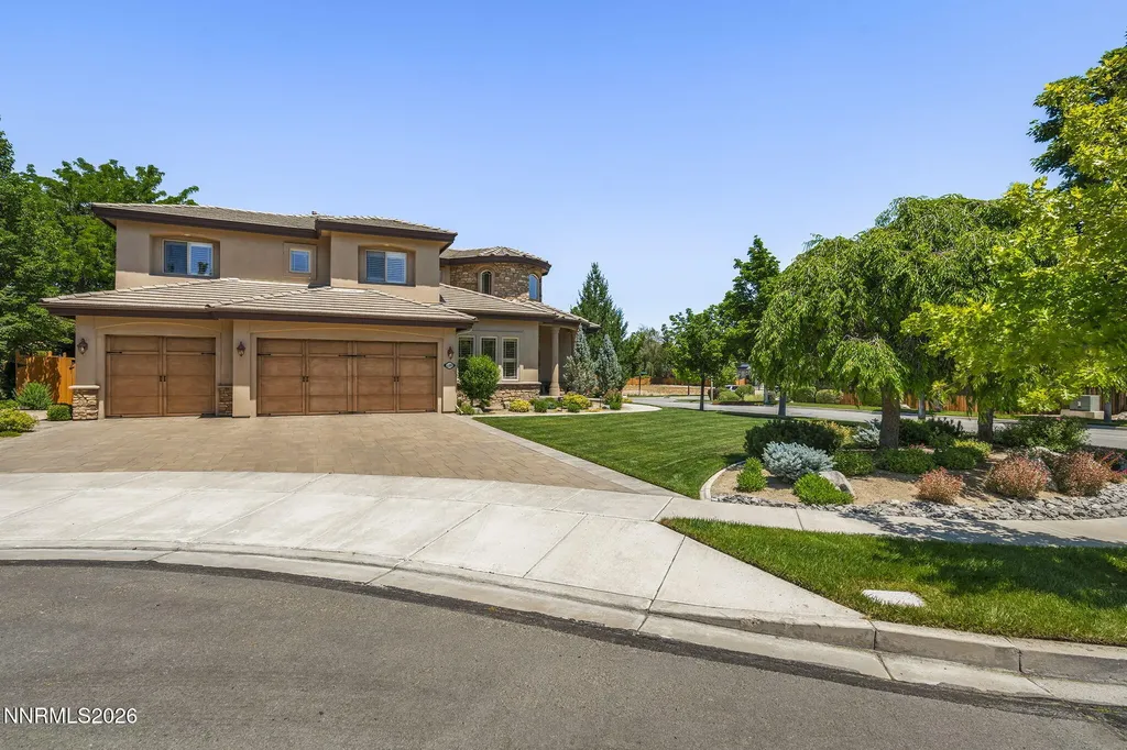 6389 Rey Del Sierra Sparks NV 89436