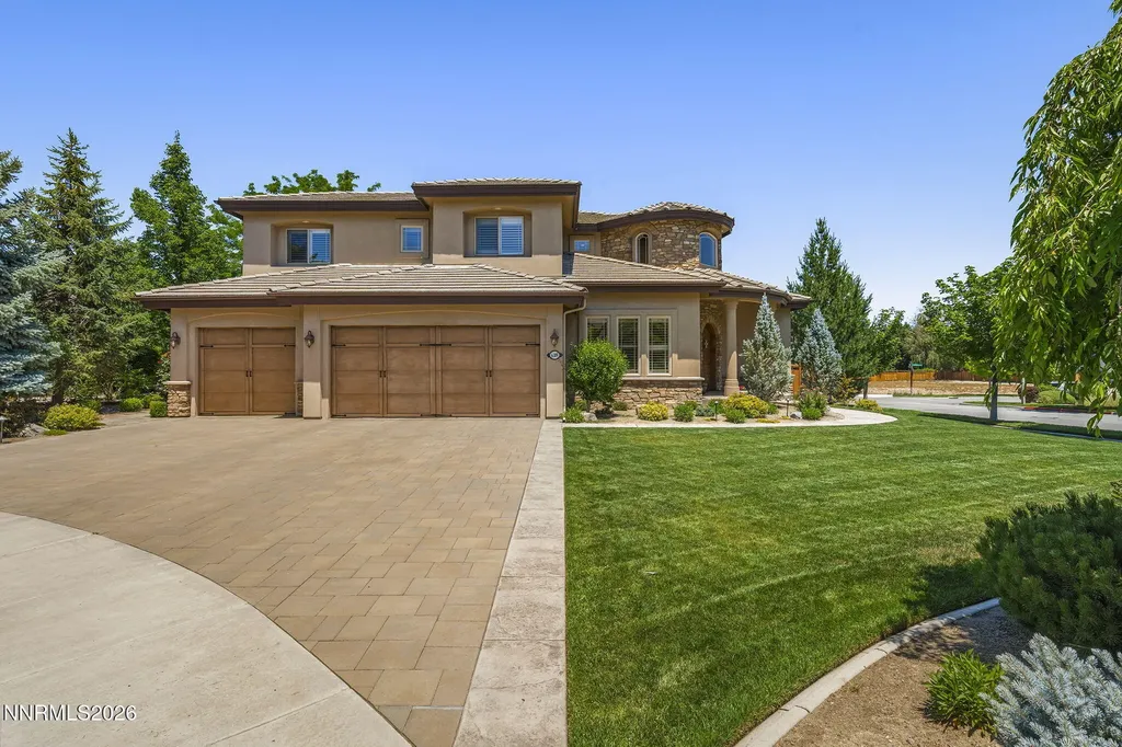 6389 Rey Del Sierra Sparks NV 89436