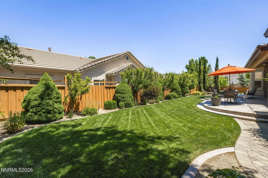 6389 Rey Del Sierra Sparks NV 89436