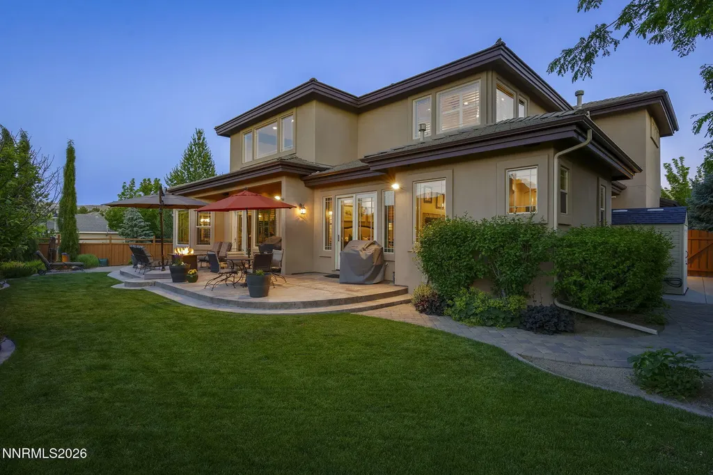 6389 Rey Del Sierra Sparks NV 89436