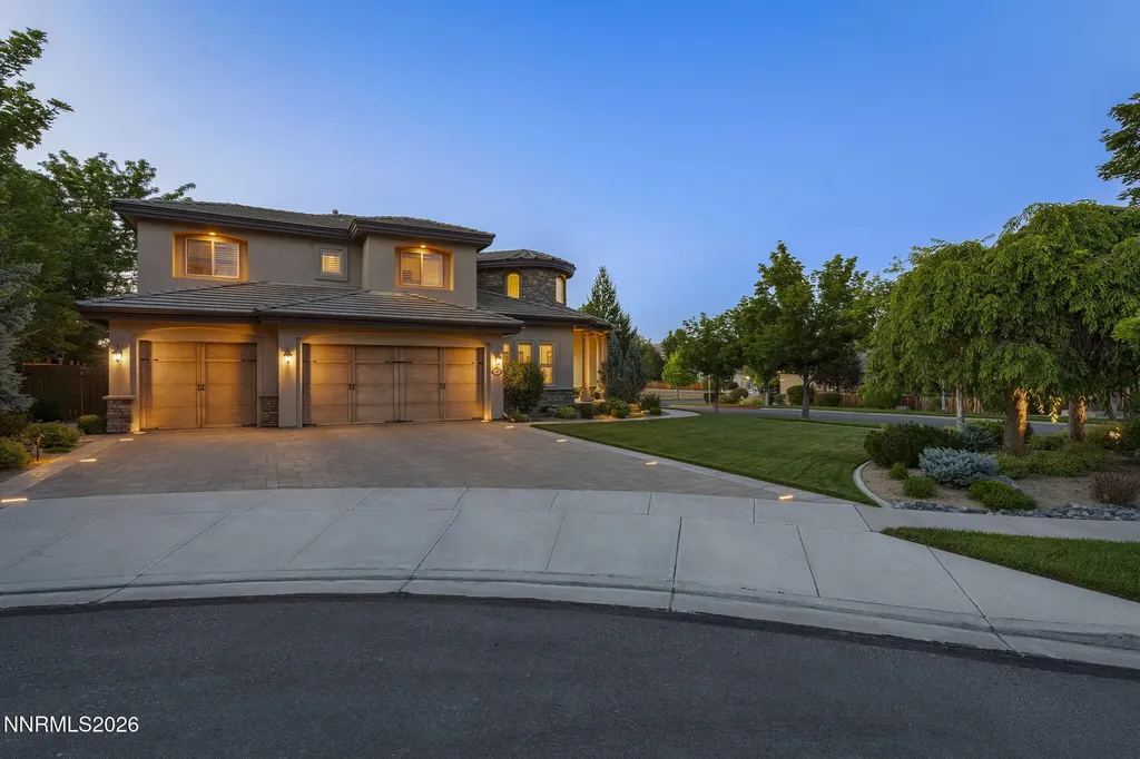 6389 Rey Del Sierra Sparks NV 89436