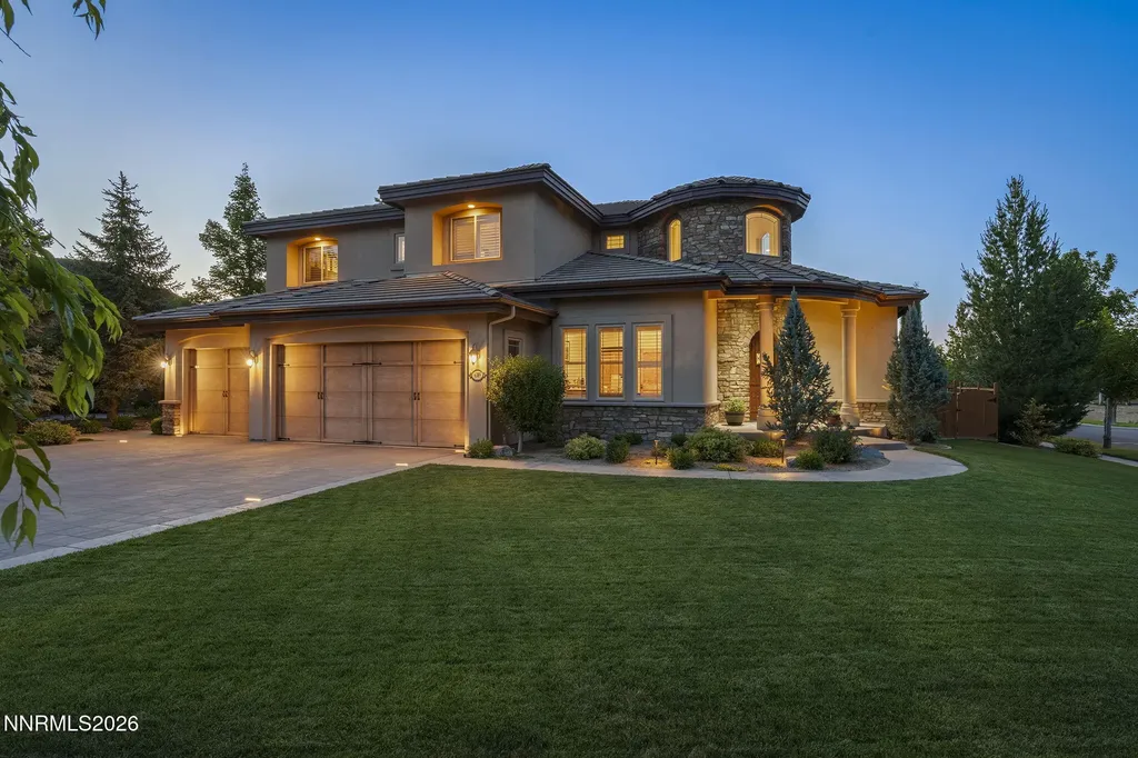 6389 Rey Del Sierra Sparks NV 89436